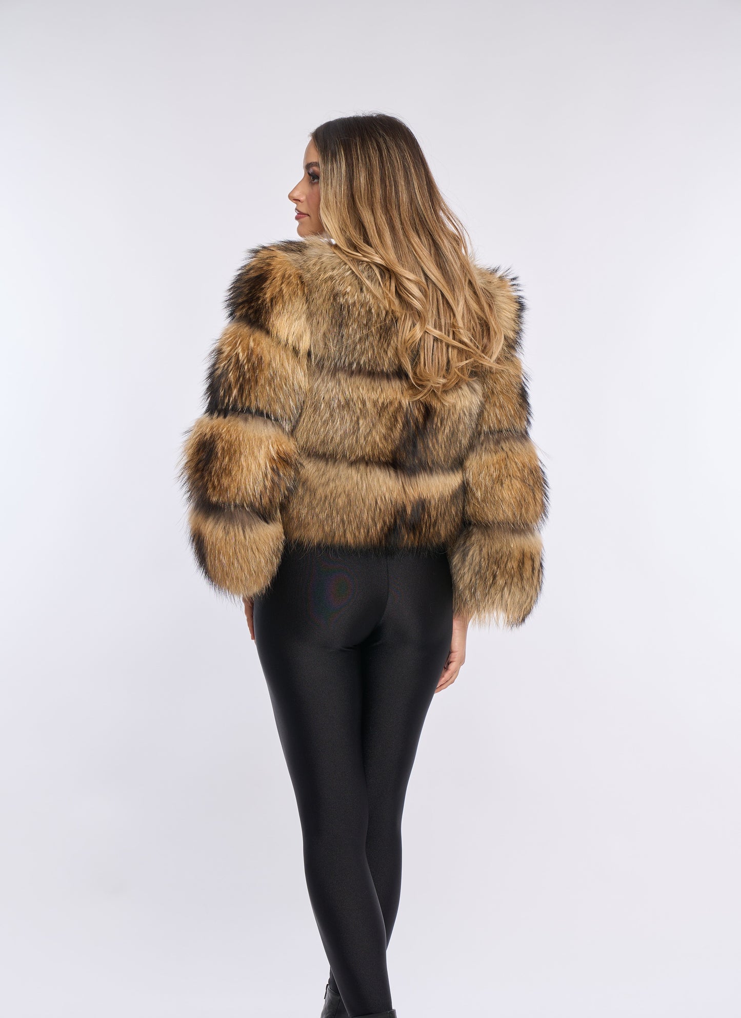 Abrigo corto de piel Aviero Madrid