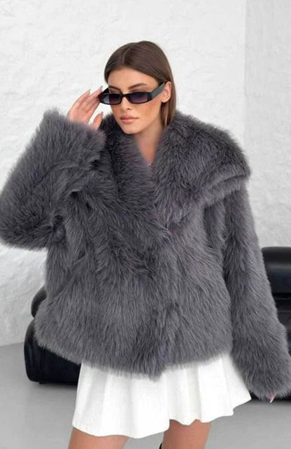 Abrigo corto de pelo Aviero Madrid