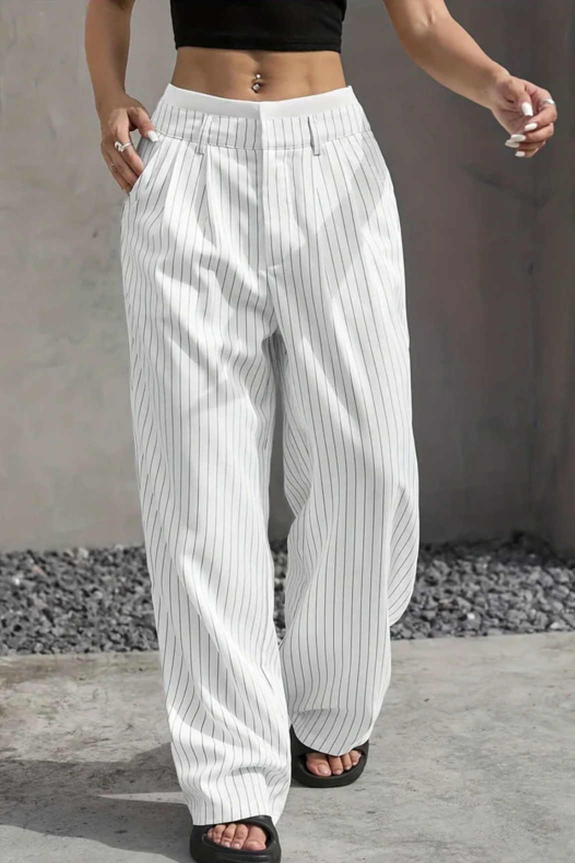 Striped Pockets Wide Leg Pants Aviero Madrid