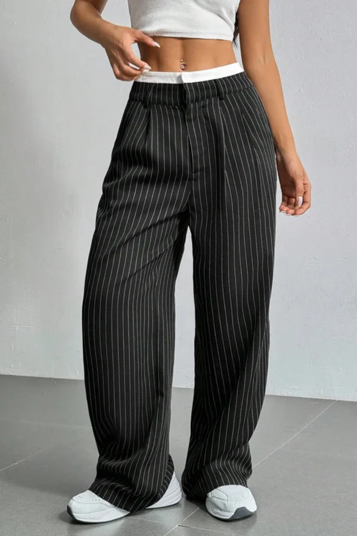 Striped Pockets Wide Leg Pants Aviero Madrid