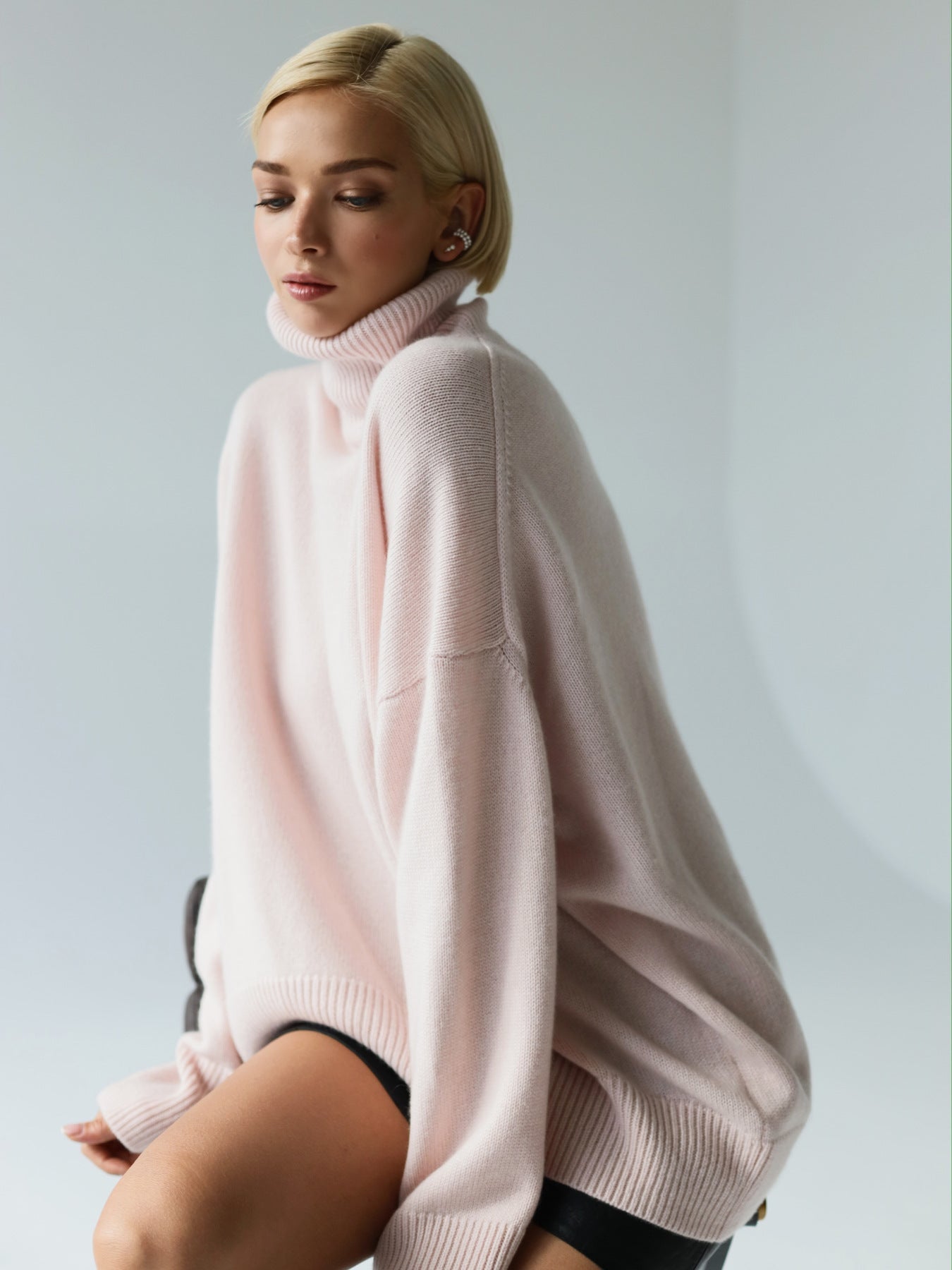 ¡PROMO ESPECIAL! 2x1 Cema – Jersey oversize con cuello alto Aviero Madrid