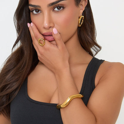 Sculptural Open Bracelet - GOLD CØDE Toronto