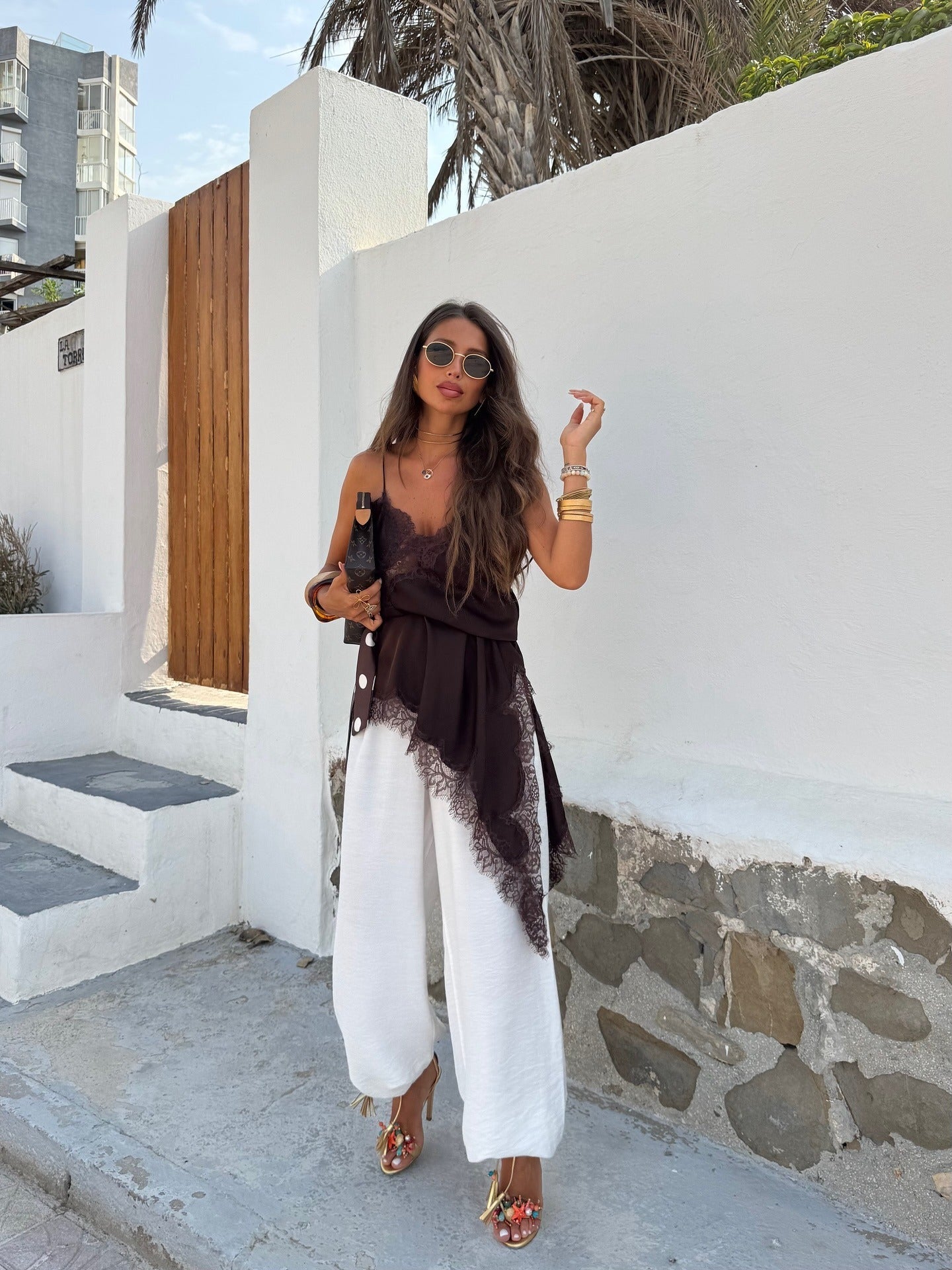 Alara – Vestido Asimétrico de Encaj Aviero Madrid