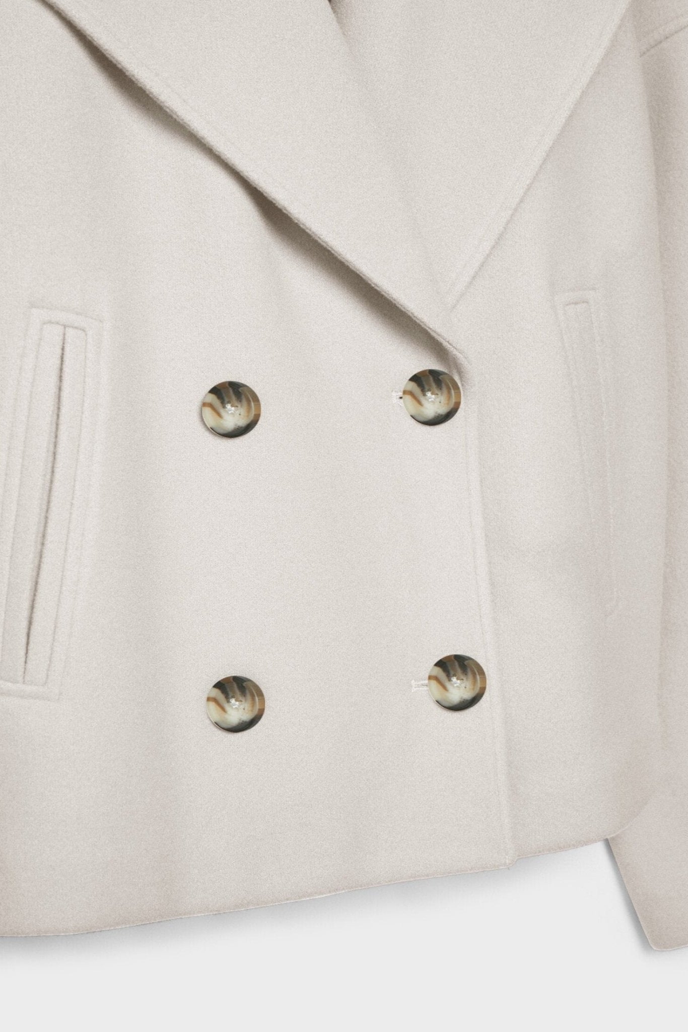 Rocío – Chaqueta corta de doble botonadura Valera Madrid