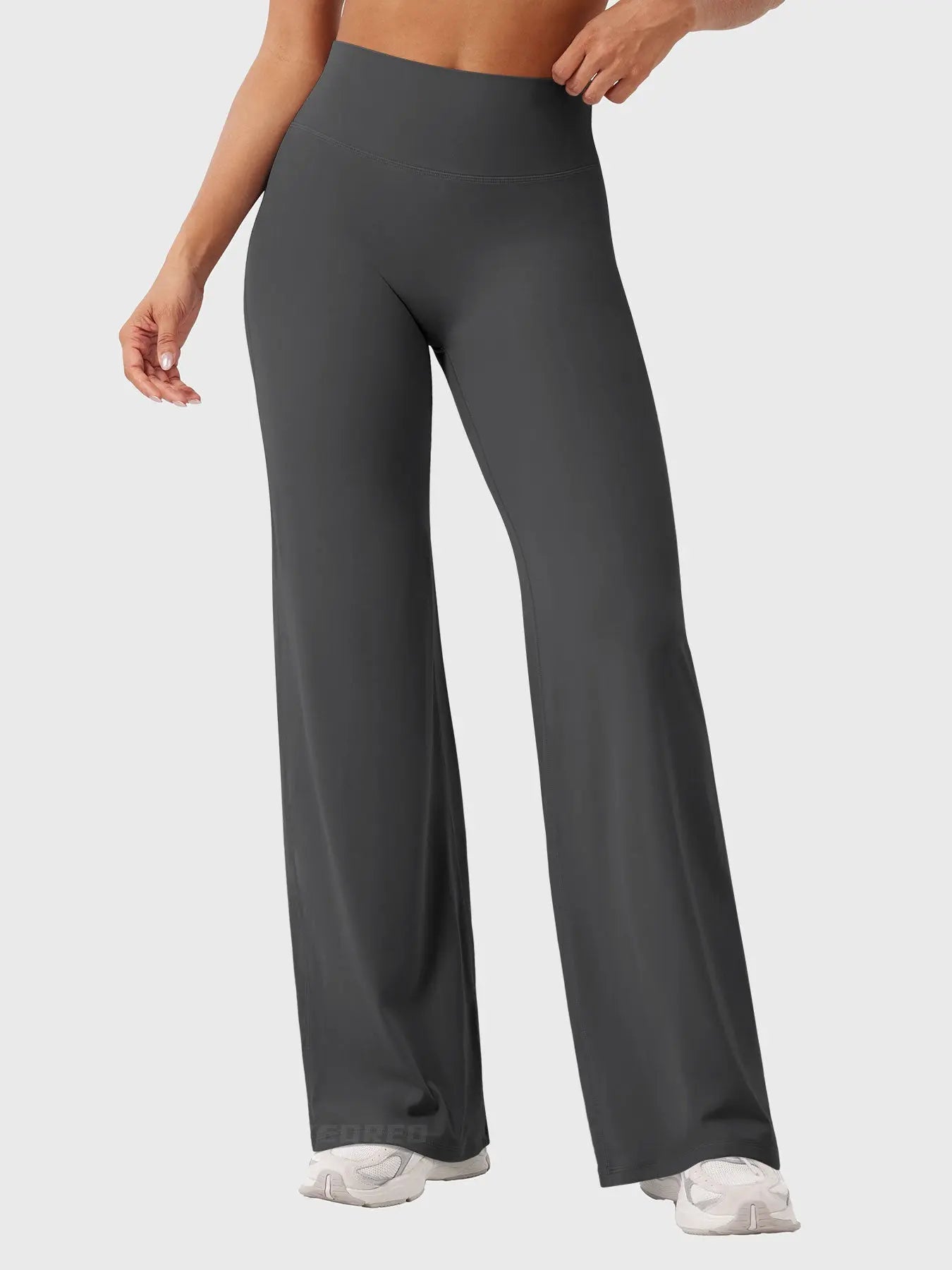 Meya – Eddiy Straight-Leg Leggings CØDE Toronto