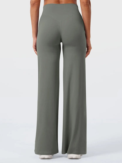 Meya – Eddiy Straight-Leg Leggings CØDE Toronto