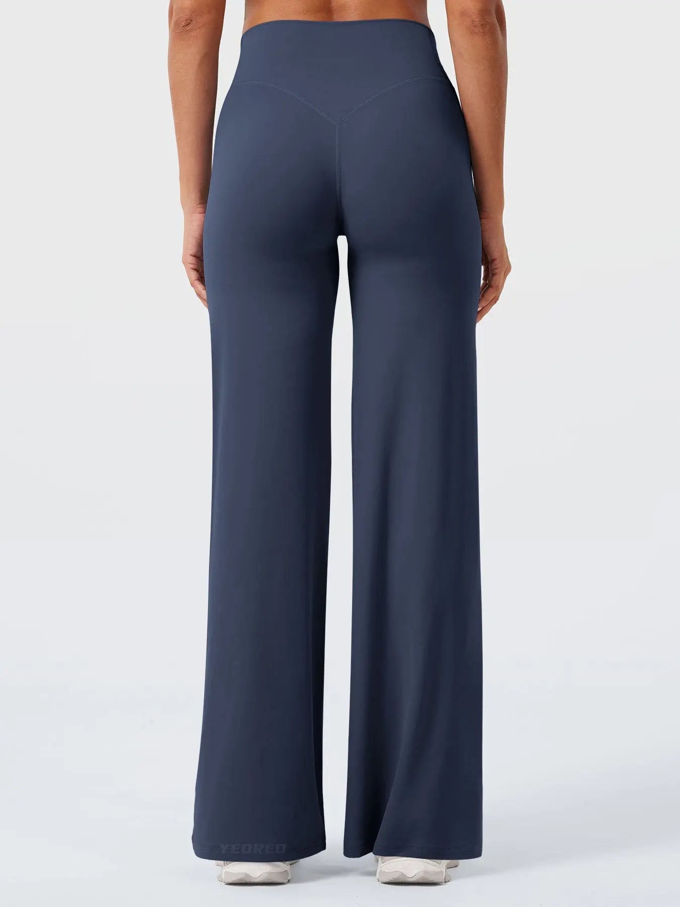 Meya – Eddiy Straight-Leg Leggings CØDE Toronto