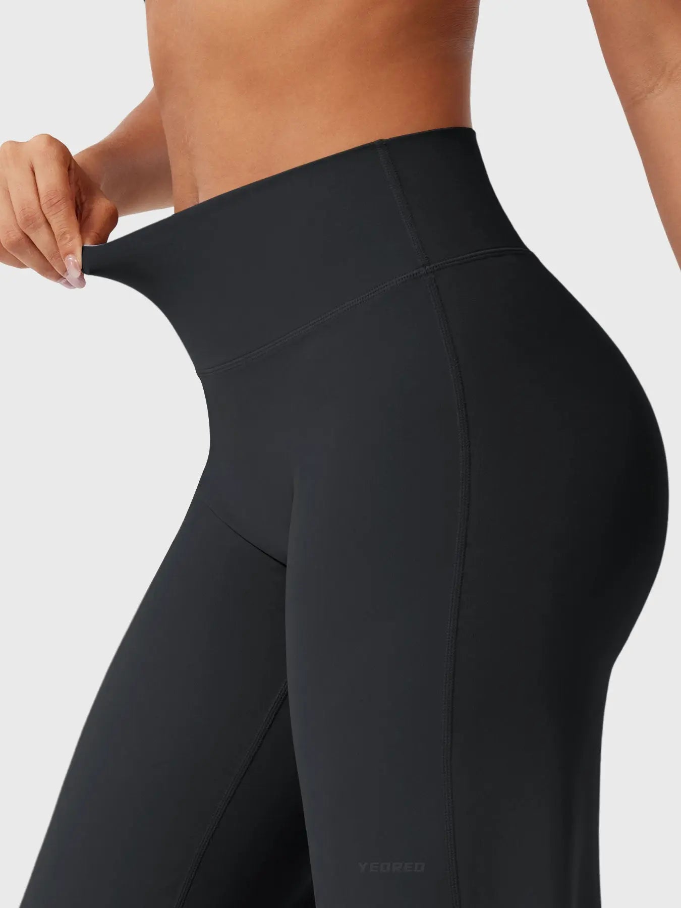Meya – Eddiy Straight-Leg Leggings CØDE Toronto